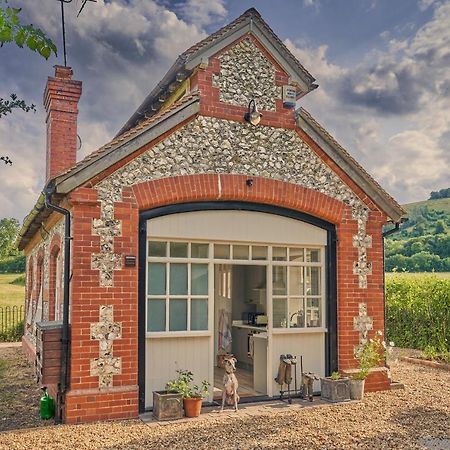 The Pump House At Wiston Estate Villa Ashington  Buitenkant foto